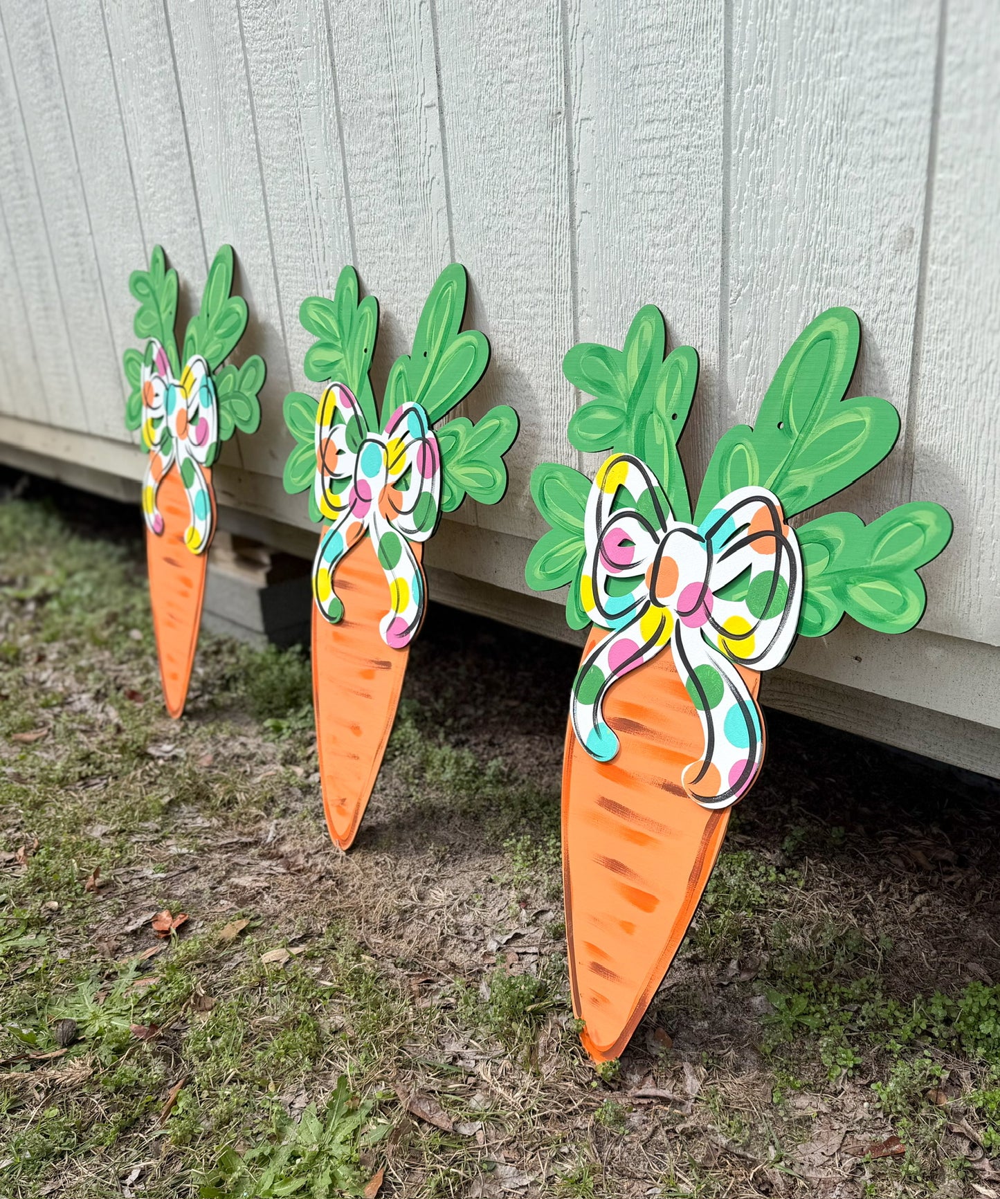 Polka Dot Bow Carrot