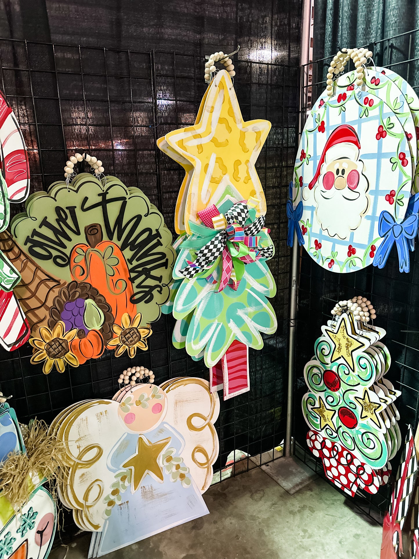 XL funky tree with Big bow