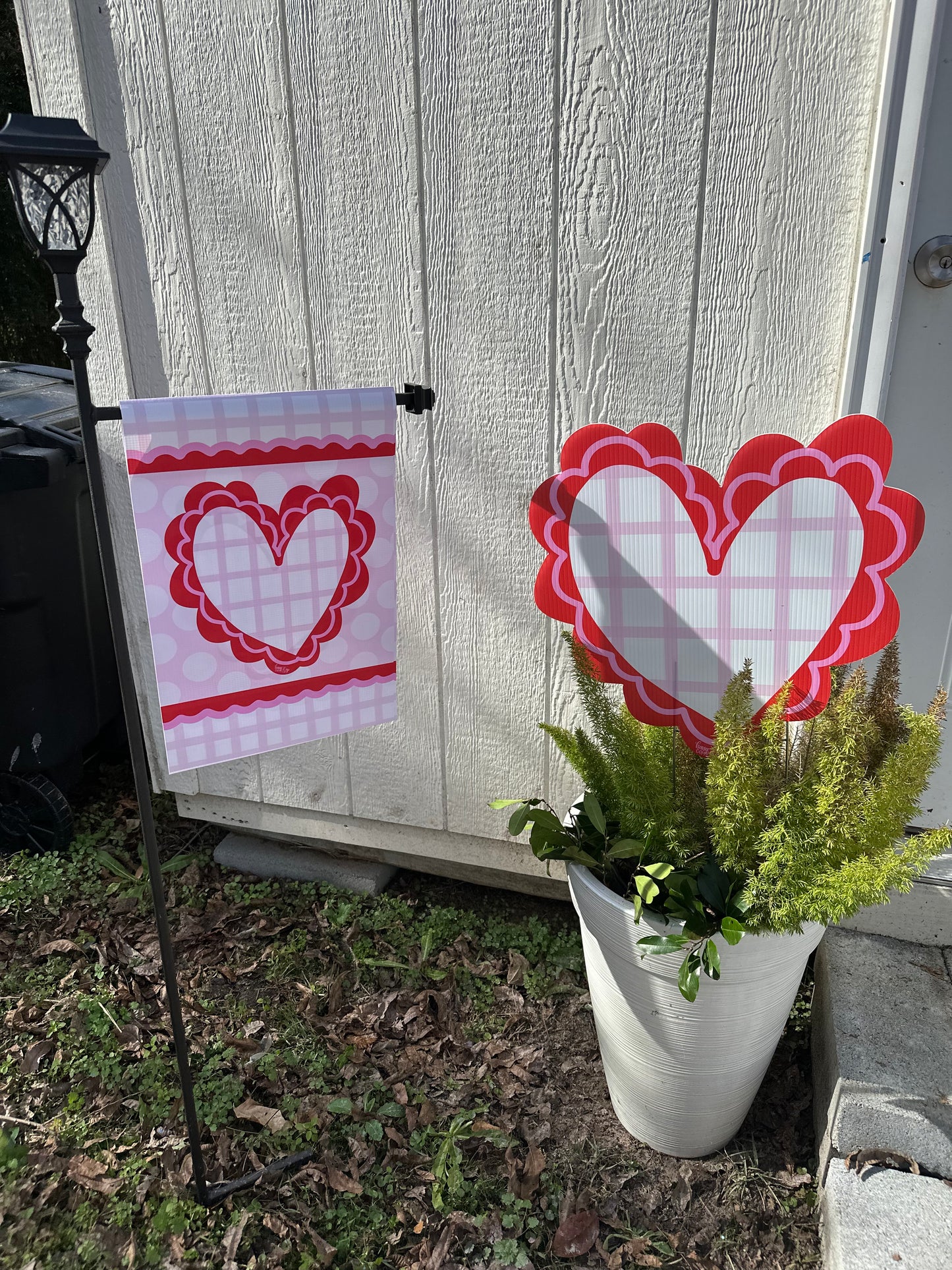 Coroboard Planter Stakes Single Heart