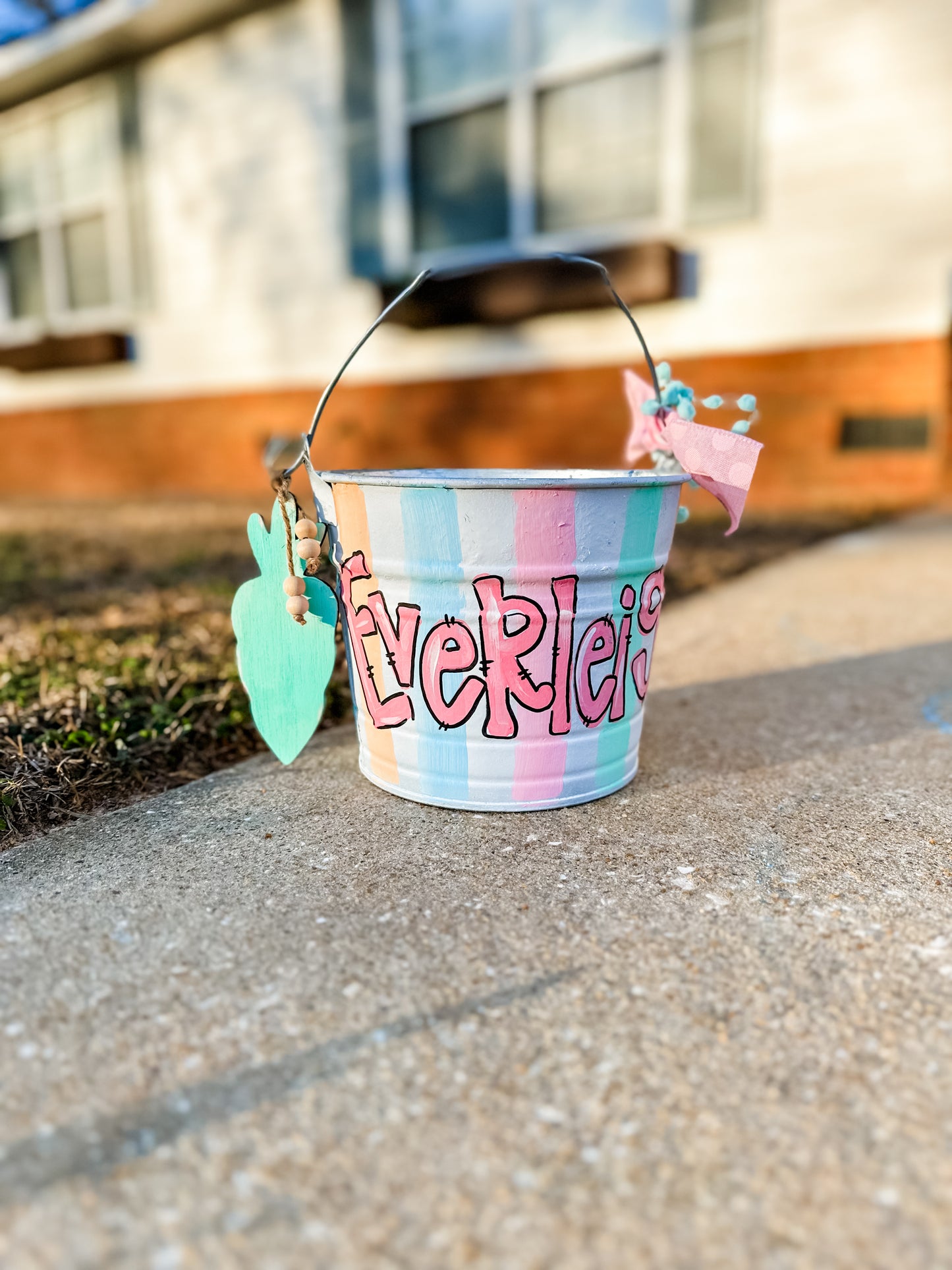 Pastel Easter Bucket **read description**